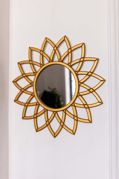 Зеркало настенное Shiny золотого цвета - купить Настенные зеркала по цене 19000.0
