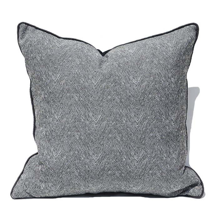 Декоративная подушка Cliff серого цвета