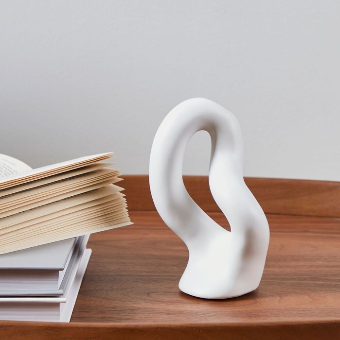 Ваза для декора Ambilobe белого цвета - лучшие Вазы  в INMYROOM