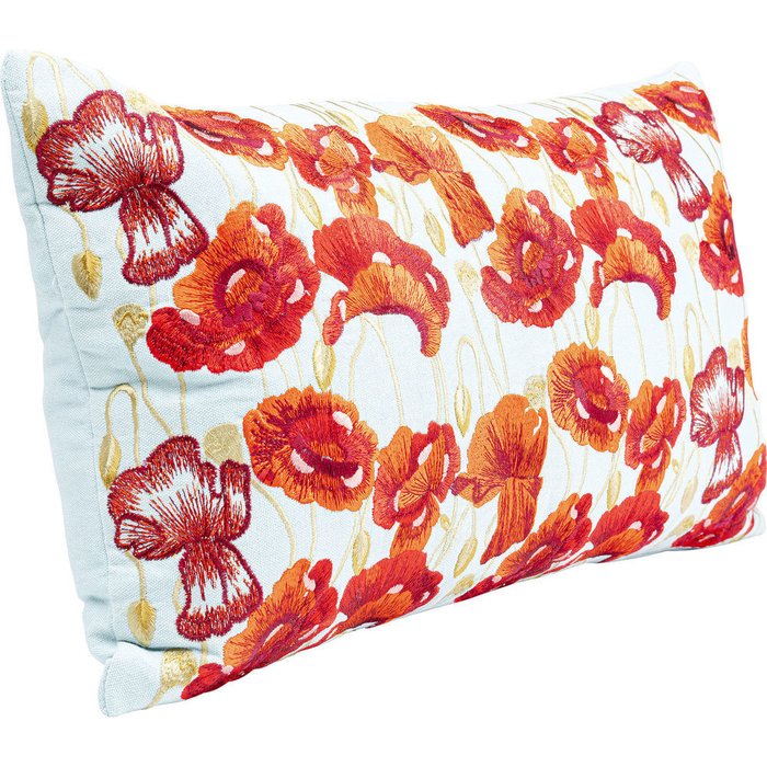 Подушка Meadow бело-красного цвета - купить Декоративные подушки по цене 10530.0