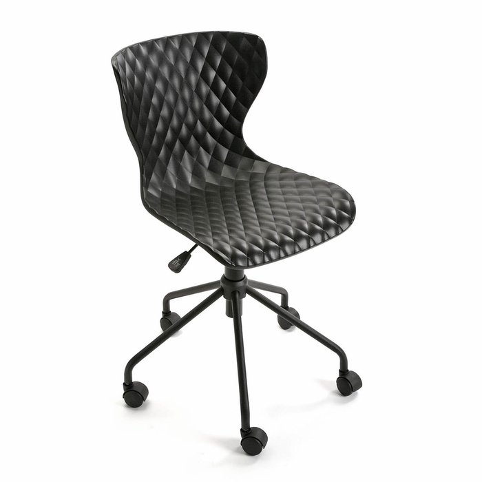Офисное кресло черного цвета