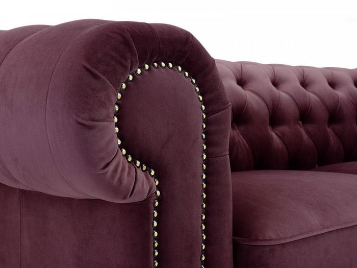 Диван Chester Classic бордово-фиолетового цвета с черными ножками - лучшие Прямые диваны в INMYROOM