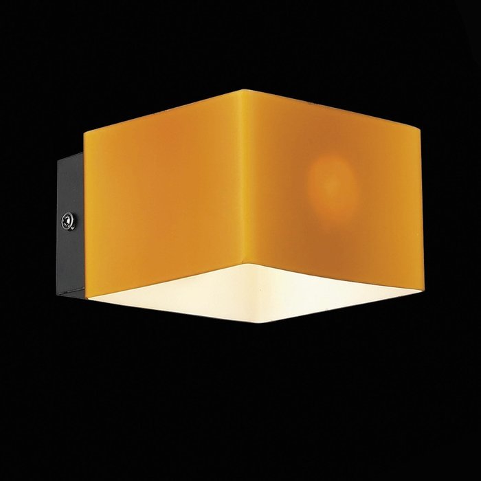 Бра оранжевого цвета со стеклянным плафоном - купить Бра и настенные светильники по цене 2800.0