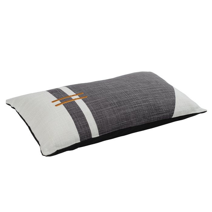 Подушка декоративная Ethnic серо-белого цвета - купить Декоративные подушки по цене 1650.0