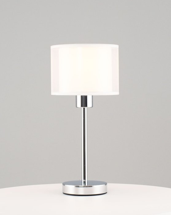 Лампа настольная Room серо-белого цвета - купить Настольные лампы по цене 3190.0