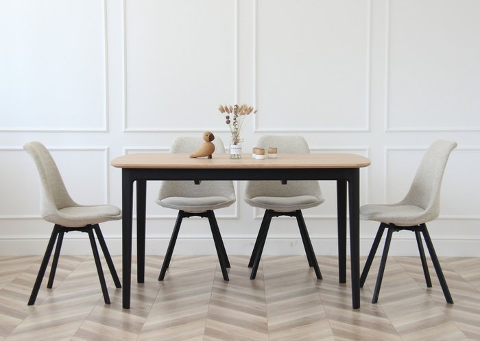 Стол обеденный Tammi 140 цвета беленый дуб с черным основанием - лучшие Обеденные столы в INMYROOM