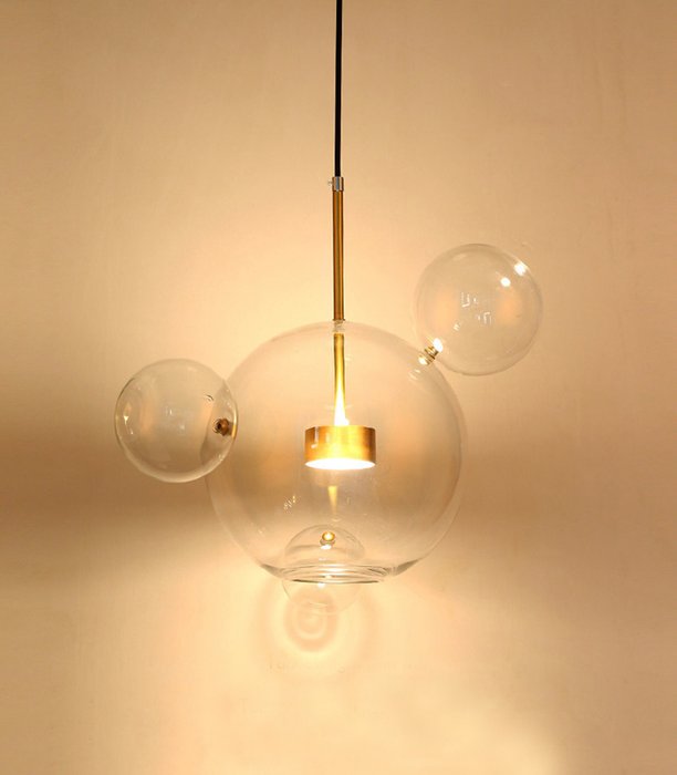 Подвесной светильник Bolle из четырех стеклянных шаров - лучшие Подвесные светильники в INMYROOM
