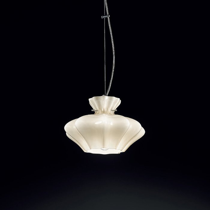 Подвесной светильник  Sylcom  с плафоном в виде нераскрывшегося бутона цветка из муранского стекла