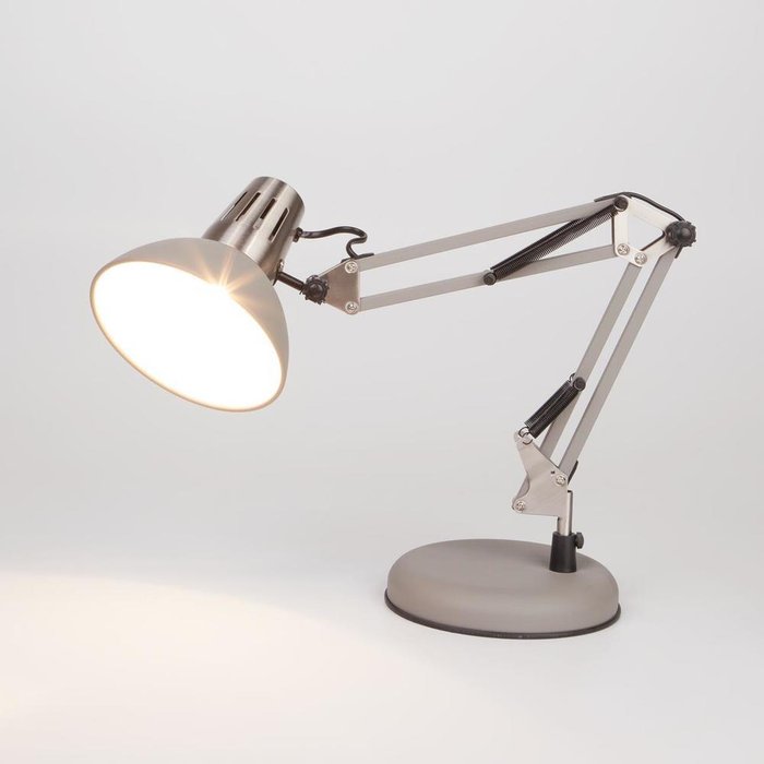 Настольная лампа Worker серого цвета - купить Рабочие лампы по цене 3460.0