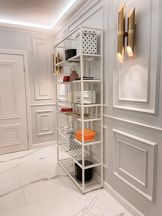 Стеллаж "Leon" белый с прозрачным стеклом (2000х900х300) - лучшие Стеллажи в INMYROOM Стеллаж "Leon" белый с прозрачным стеклом (2000х900х300) - лучшие Стеллажи в INMYROOM