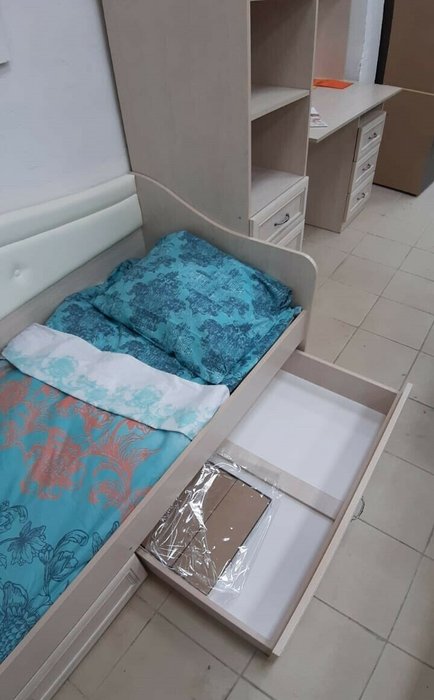 Кровать-софа с ящиками Верона 80х200 бежевого цвета - купить Одноярусные кроватки по цене 23159.0