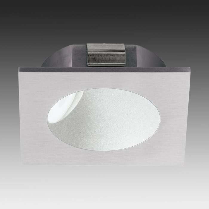 Светильник точечный Zarate бело-серебристого цвета - купить Встраиваемые споты по цене 3090.0