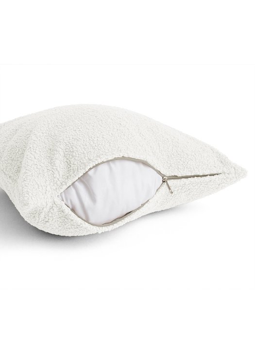Декоративная подушка Bravo белого цвета - купить Декоративные подушки по цене 1368.0