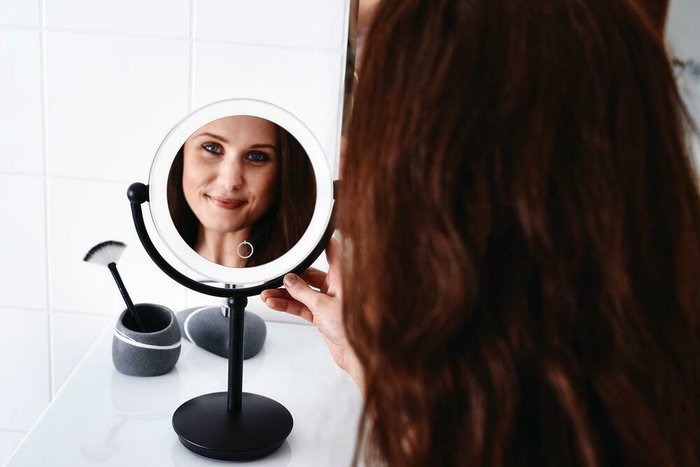 Зеркало косметическое настольное Moana RIDDER чёрный - лучшие Настенные зеркала в INMYROOM