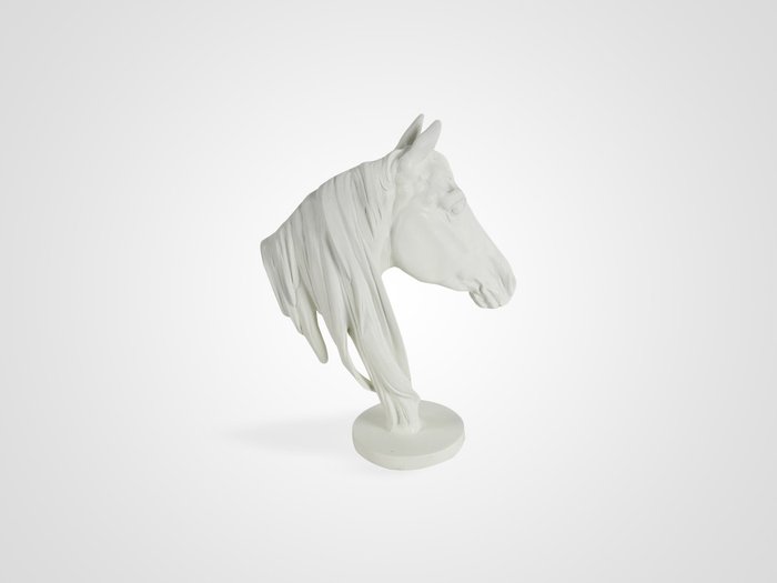 Статуэтка "Голова лошади" на подставке