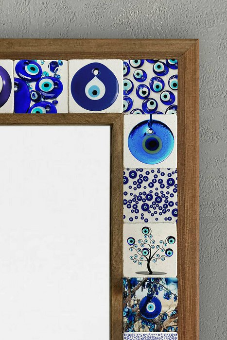 Настенное зеркало с каменной мозаикой 43x63 бело-синего цвета  - лучшие Настенные зеркала в INMYROOM