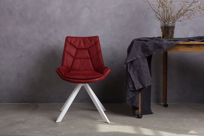 Стул Atlas красного цвета - купить Обеденные стулья по цене 9390.0