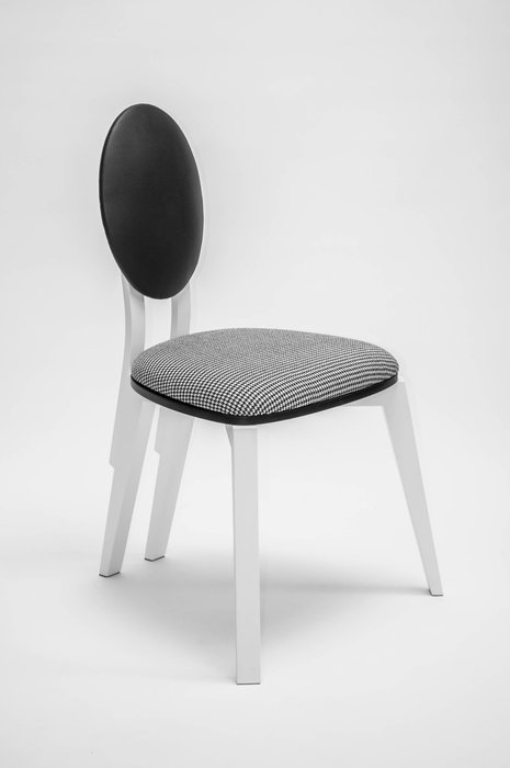 Стул Ellipse с мягкой обивкой - лучшие Обеденные стулья в INMYROOM