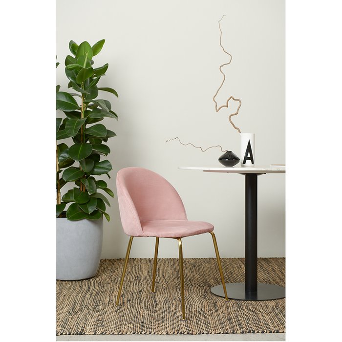 Стул Shayne розового цвета - лучшие Обеденные стулья в INMYROOM
