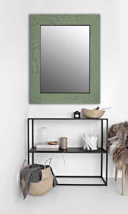 Настенное зеркало Кракелюр в раме из массива сосны зеленого цвета 80х65 - купить Настенные зеркала по цене 10490.0