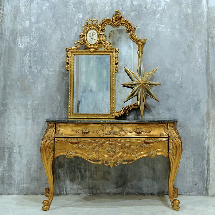Настенное зеркало Патрис Антик Голд в золотистой раме - купить Настенные зеркала по цене 25000.0