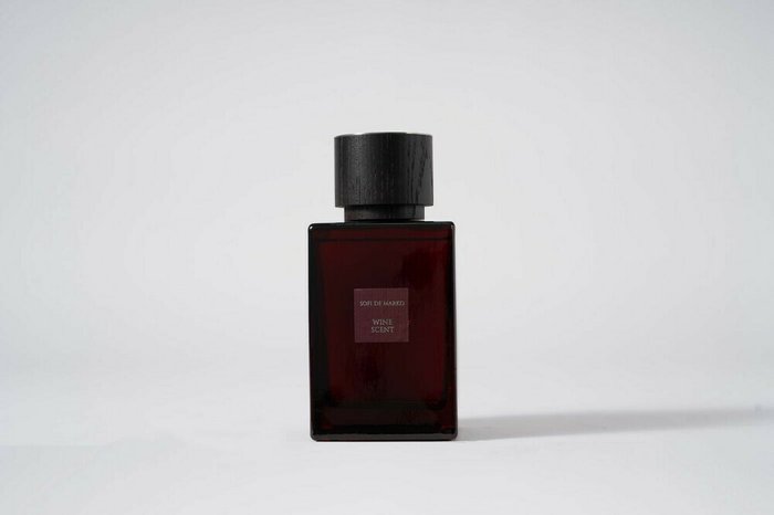 Ароматический диффузор Wine scent черного цвета - купить Ароматы для дома по цене 6140.0