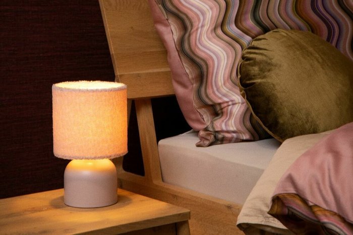 Настольная лампа Woolly 10516/01/66 (ткань, цвет розовый) - лучшие Настольные лампы в INMYROOM
