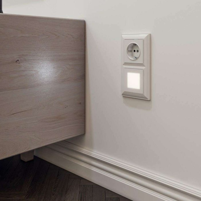 Рамка из пластика на 2 поста Fiore белый W0022201 - купить Розетки по цене 483.0 Рамка из пластика на 2 поста Fiore белый W0022201 - купить Розетки по цене 483.0