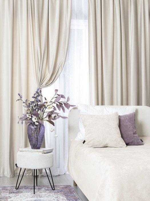 Декоративная подушка Opera 45х45 кремового цвета - лучшие Декоративные подушки в INMYROOM