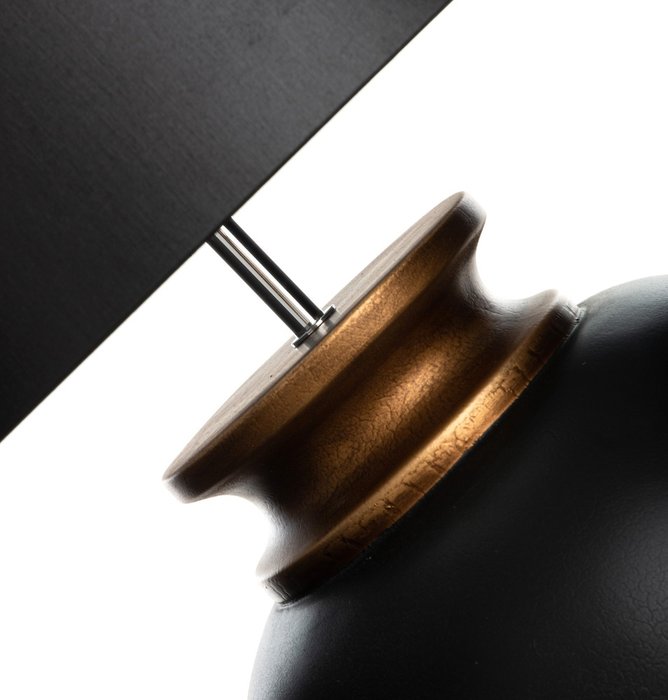Настольная лампа черного цвета - купить Настольные лампы по цене 39140.0