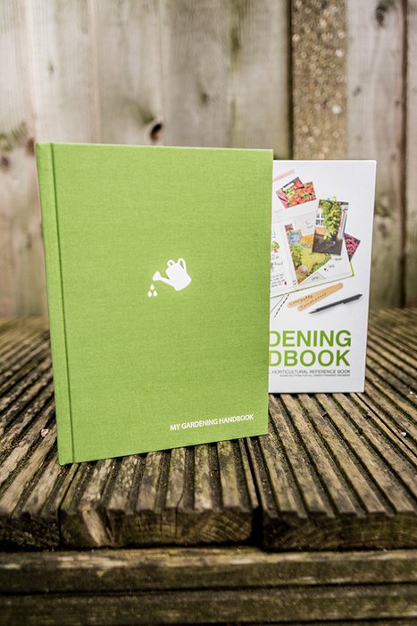 Дневник садовода My Gardening зеленый 300 страниц - купить Аксессуары для дачи по цене 3080.0