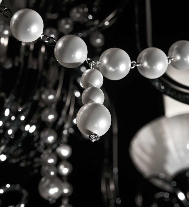 Бра STAR Beby Group декорированное белыми жемчужинами и белые чашечки из муранского стекла - купить Бра и настенные светильники по цене 96480.0