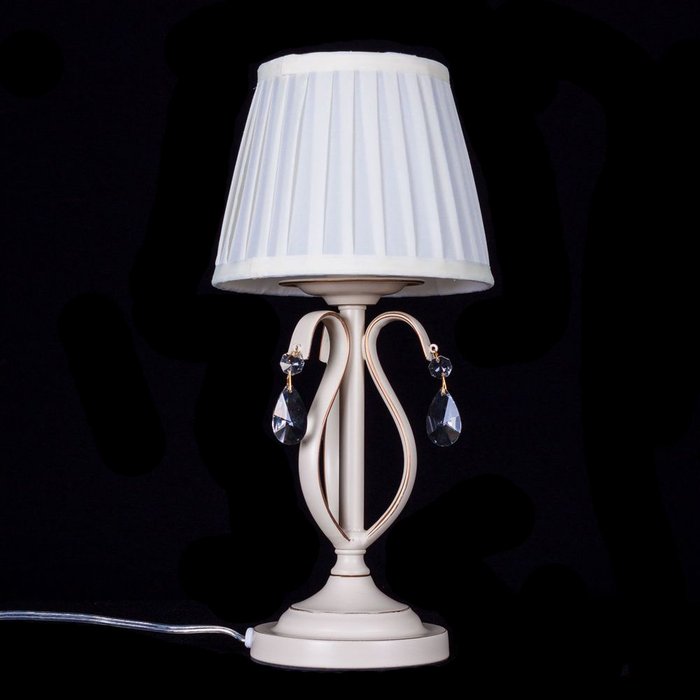 Настольная лампа Maytoni "Brionia" - лучшие Настольные лампы в INMYROOM
