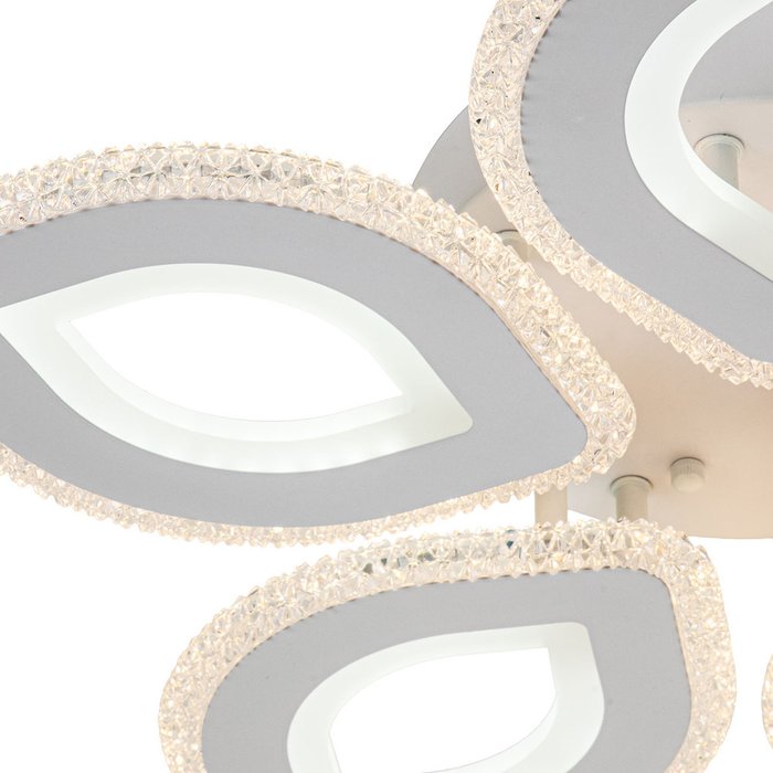 Потолочная светодиодная люстра Diamond белого цвета - лучшие Потолочные люстры в INMYROOM