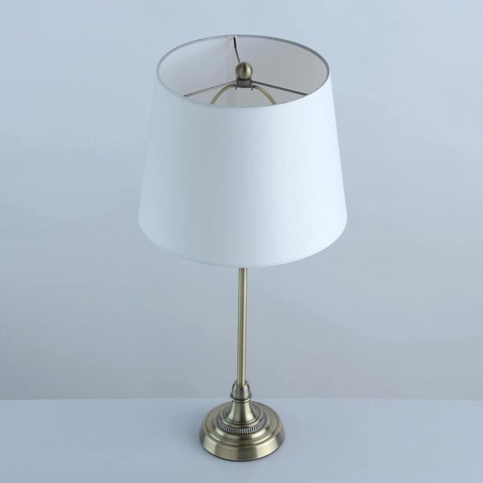 Настольная лампа Салон с белым абажуром - лучшие Настольные лампы в INMYROOM