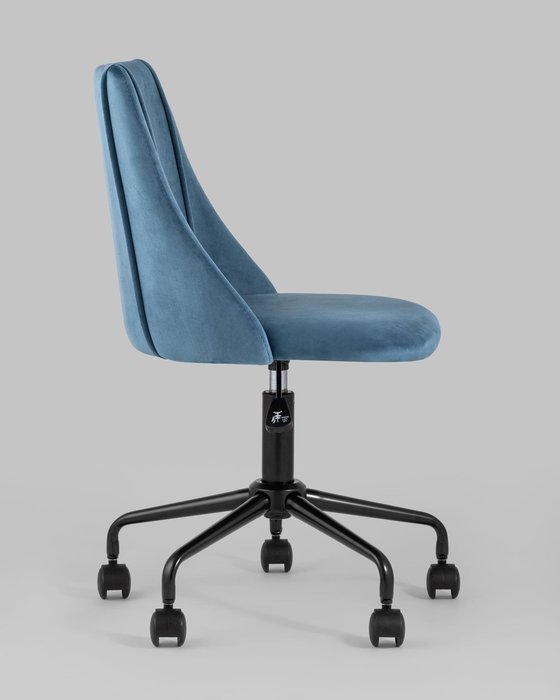 Кресло офисное Сиана синего цвета - лучшие Офисные кресла в INMYROOM