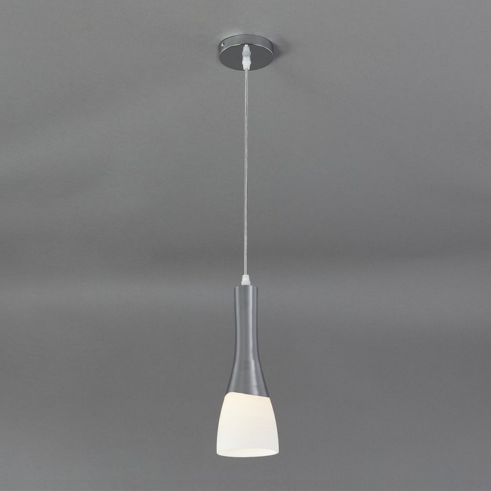 Подвесной светильник бело-серого цвета - лучшие Подвесные светильники в INMYROOM