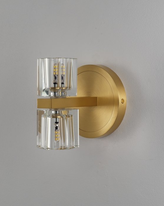 Светильник настенный Brass V11016-2W прозрачно-золотого цвета - купить Бра и настенные светильники по цене 7990.0