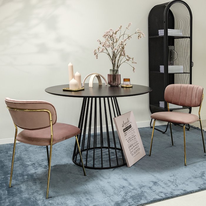 Стул Еirill розового цвета - купить Обеденные стулья по цене 13900.0