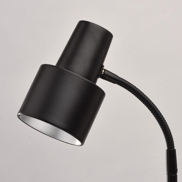 Настольная лампа MW-Light Техно  - купить Рабочие лампы по цене 3300.0