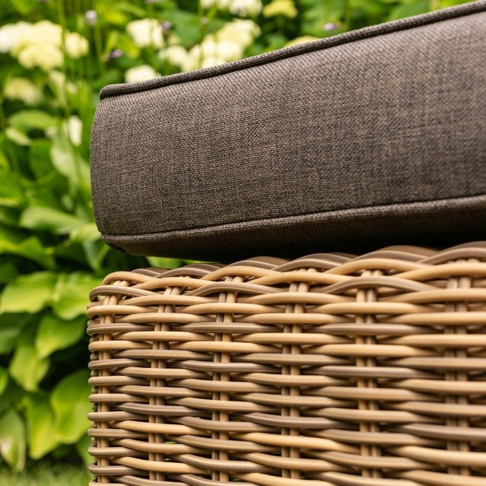 Плетеная оттоманка Lausanne пшеничного цвета - лучшие Садовые стулья в INMYROOM