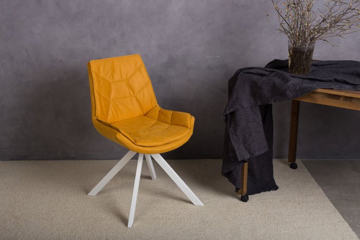Стул Atlas горчичного цвета - лучшие Обеденные стулья в INMYROOM