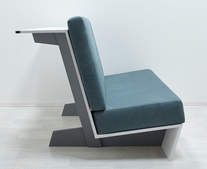 Диван-стол с синими подушками - купить Прямые диваны по цене 43500.0