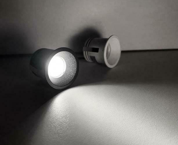 Встраиваемый светодиодный светильник белого цвета - лучшие Встраиваемые споты в INMYROOM