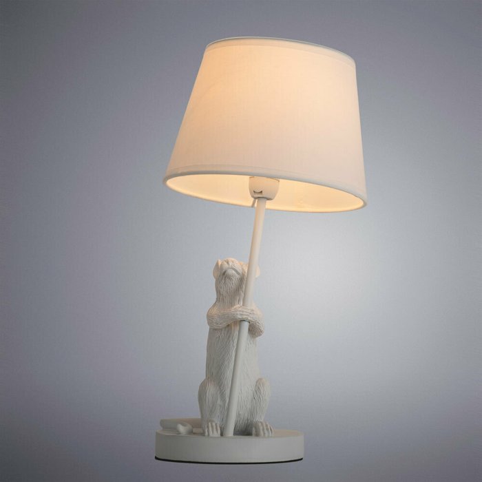 Настольная лампа Gustavo белого цвета - купить Настольные лампы по цене 3990.0