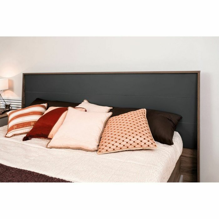 Кровать Кара 180х200 коричневого цвета с ортопедическим основанием - лучшие Кровати для спальни в INMYROOM