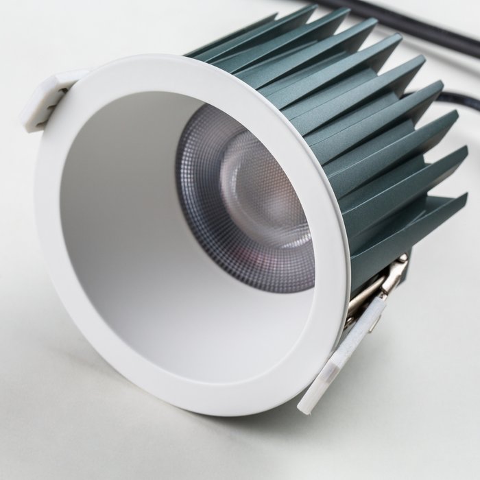 Светильник CICLONE CYL 12W LED 1868LM 36G БЕЛЫЙ 4000K IP44 - купить Встраиваемые споты по цене 2999.0 Светильник CICLONE CYL 12W LED 1868LM 36G БЕЛЫЙ 4000K IP44 - купить Встраиваемые споты по цене 2999.0