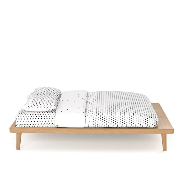 Кровать с платформой из массива сосны с кроватным основанием Jimi 140x190 бежевого цвета - лучшие Кровати для спальни в INMYROOM