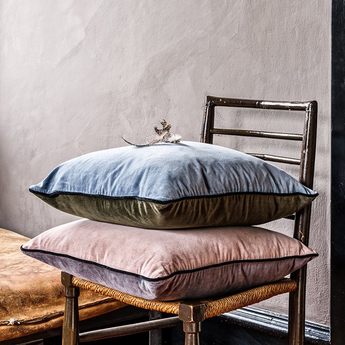 Двусторонняя подушка Duo сине-зеленого цвета - купить Декоративные подушки по цене 4500.0