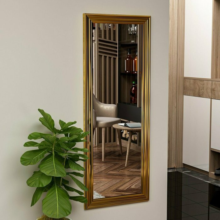 Настенное зеркало Decor 40х105 золотого цвета - лучшие Настенные зеркала в INMYROOM